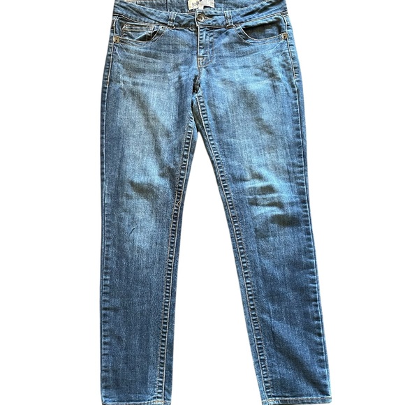 Jolt Jeans • Straight Leg Medium Wash Low Rise • Size 11 - Picture 1 of 7